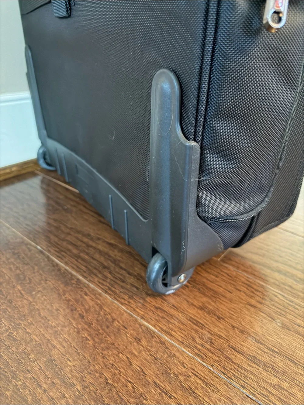 Mancini Black Padded Laptop Briefcase - Fits 17